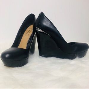 Badgley Mischka Black Close toe wedge‎ shoe Size 8